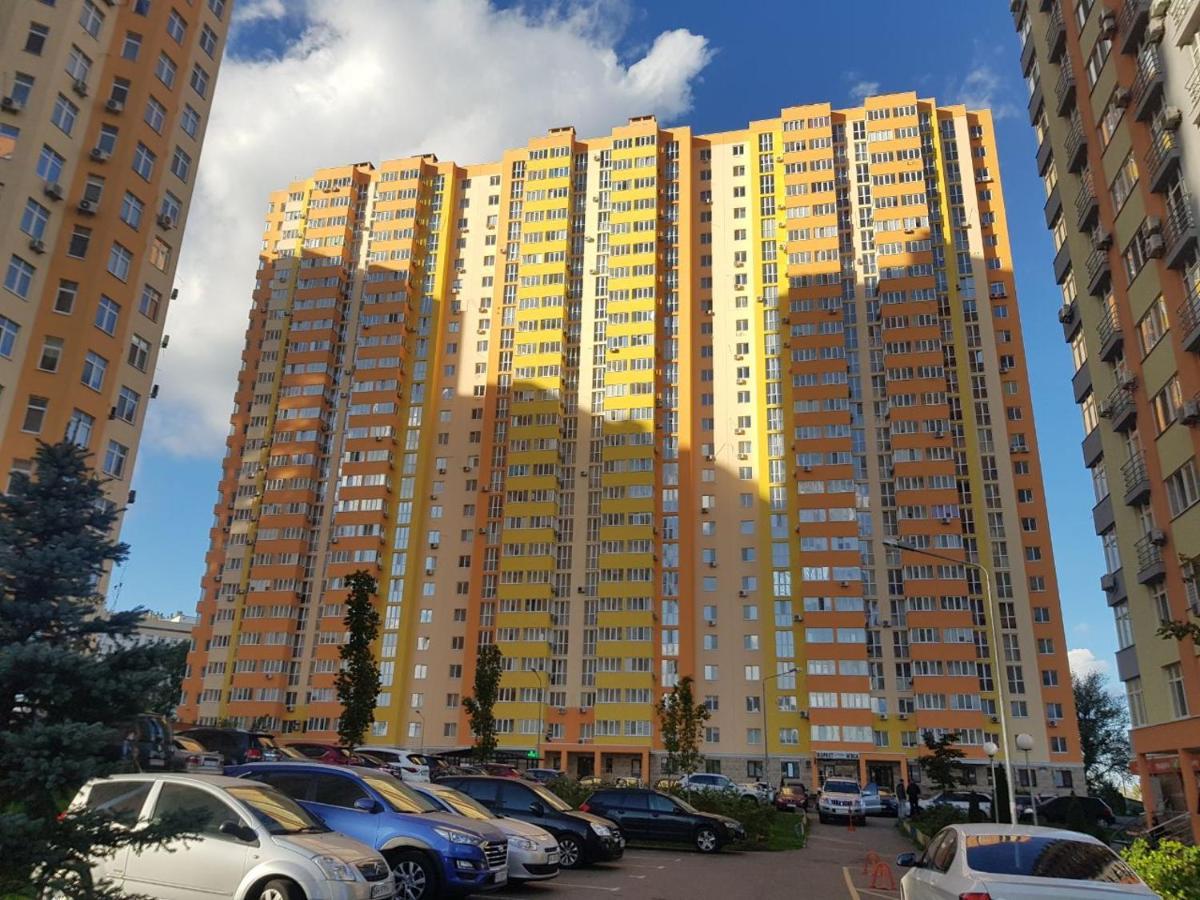 очень красивая на оболони в жк яскравий Апартаменты *